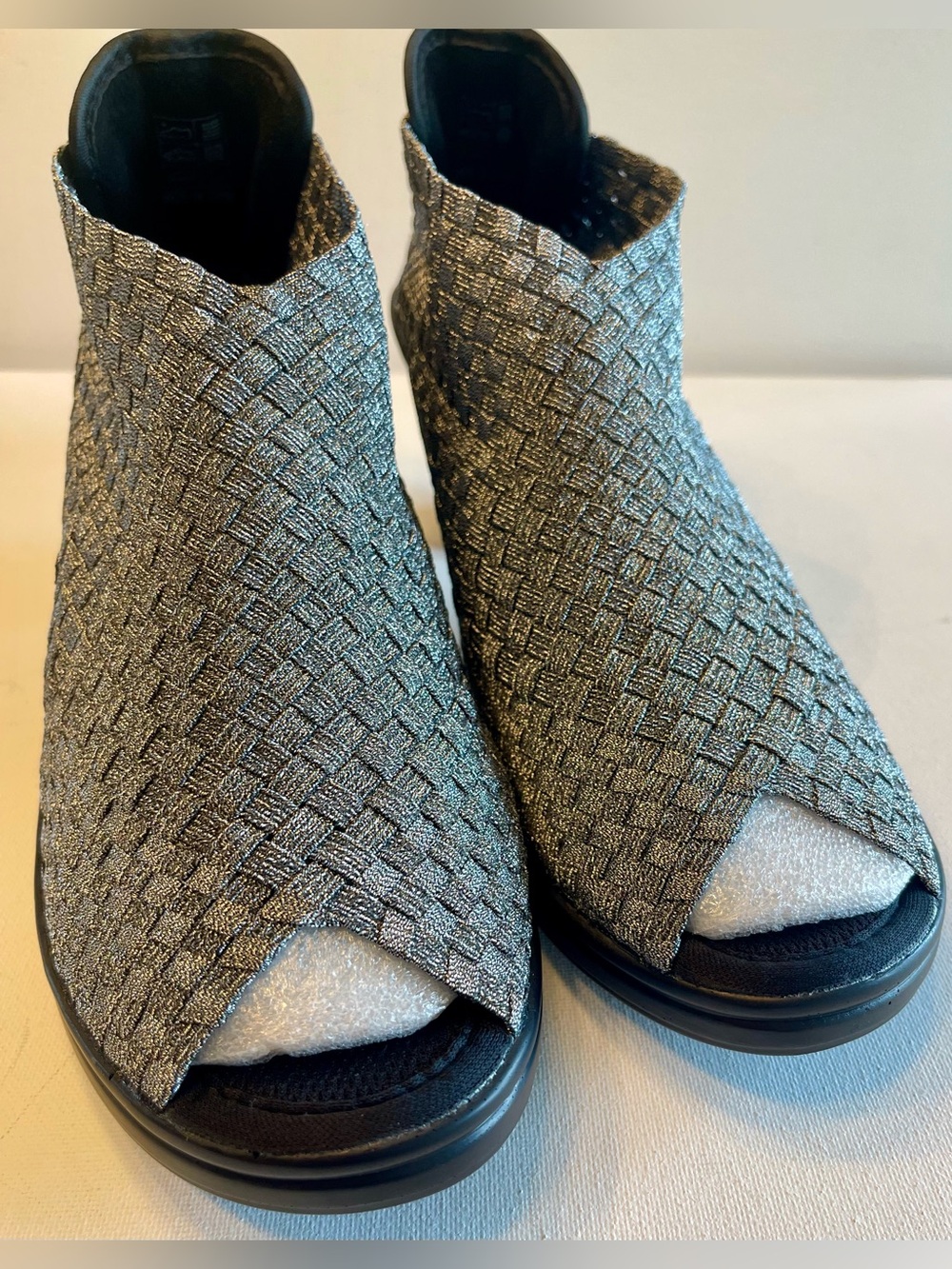 NIB BERNIE MEV CLAIRE STRETCH WOVEN SHOOTIE MEMORY FOAM BLOCK HEEL PEWTER SZ 9 - Picture 11 of 14